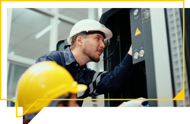 2 electrical workers in hard hats