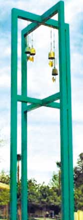 Cosanti’s largest bronze wind bell.